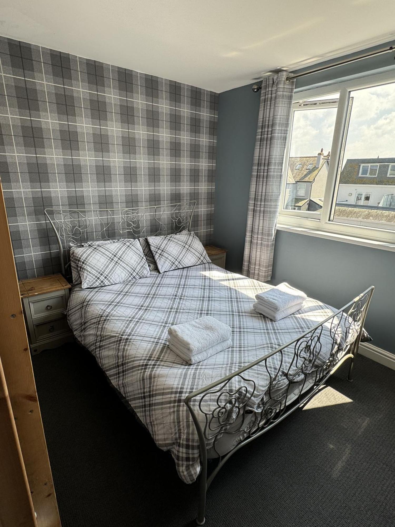 Shore Lodge New Quay Exteriör bild